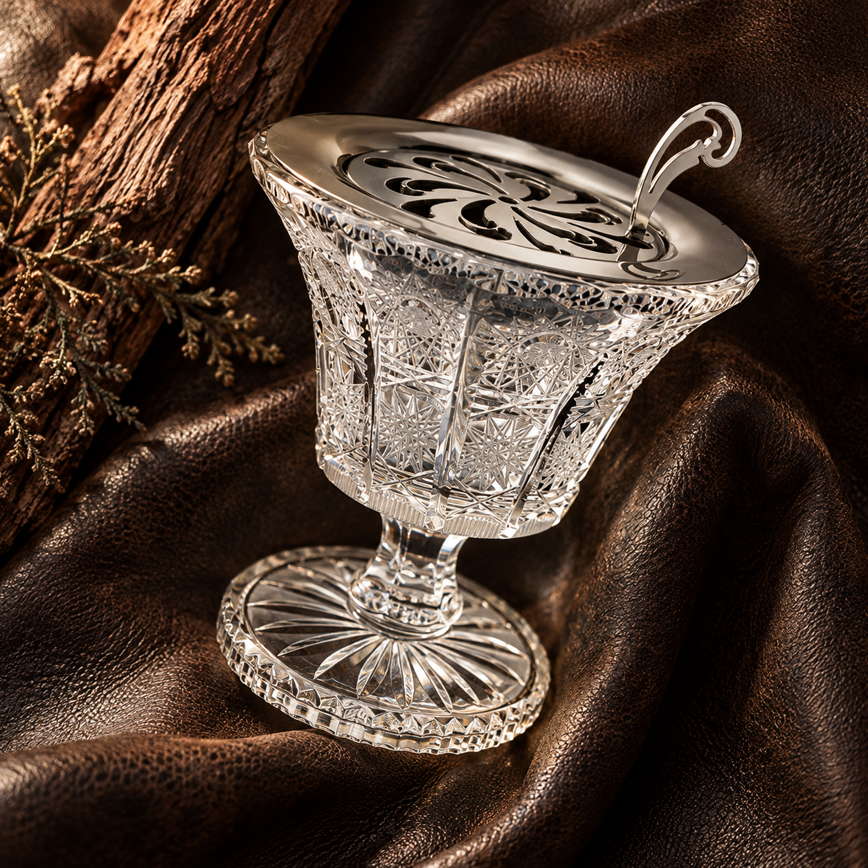 Diamant Coupe Crystal Incense Burner, Lifestyle