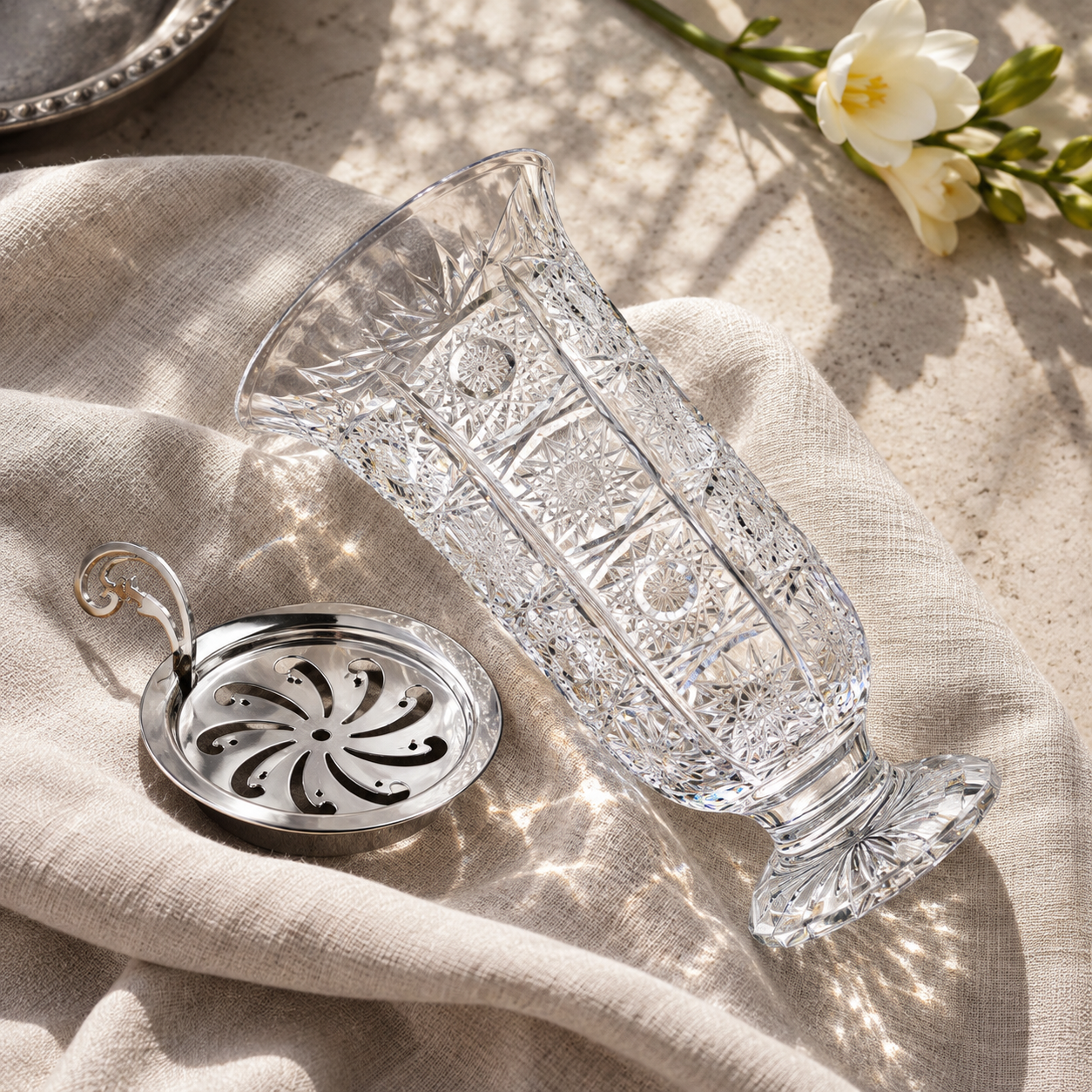 Cristal Argent Vase Incense Burner, Lifestyle