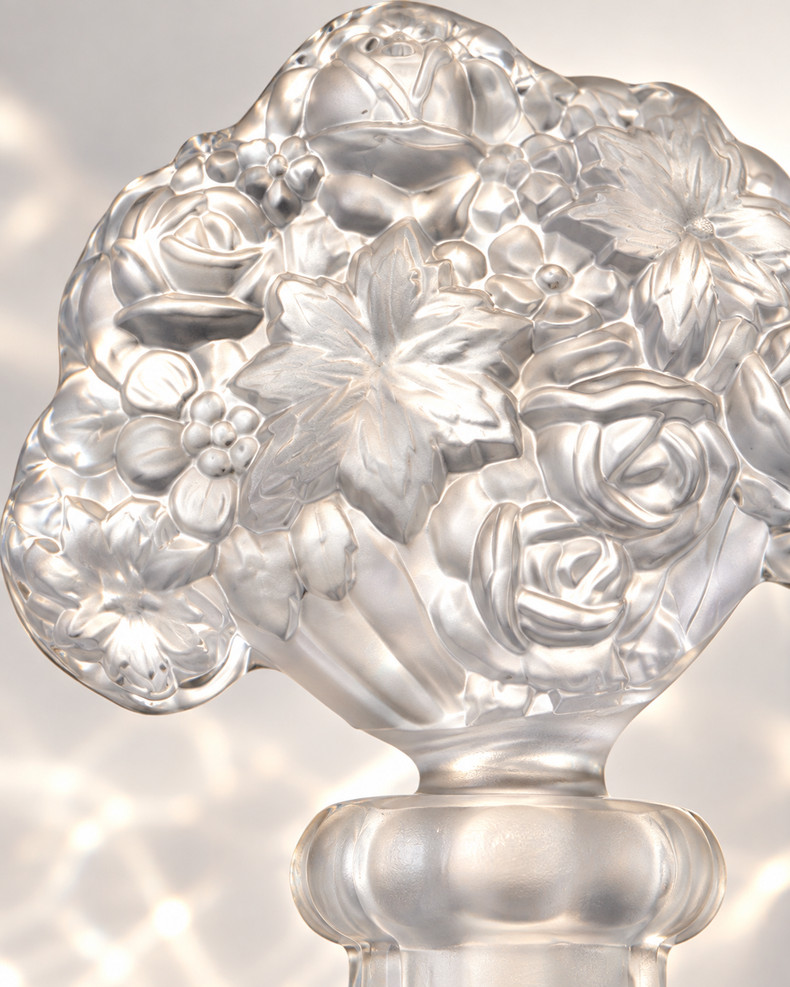 Cherubim Angels Perfume Flacon - Frosted Clear, Close-up