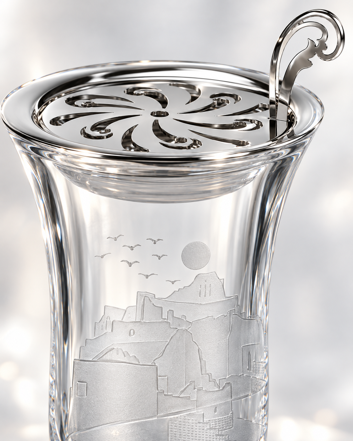 Diriyah Engraved Crystal Incense Burner, Close-up