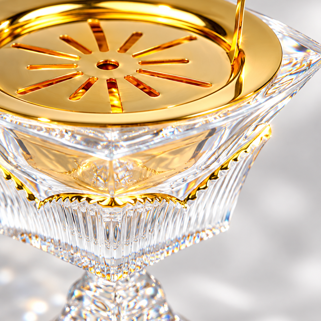 Aurum Chalice Crystal Incense Burner, Close-up