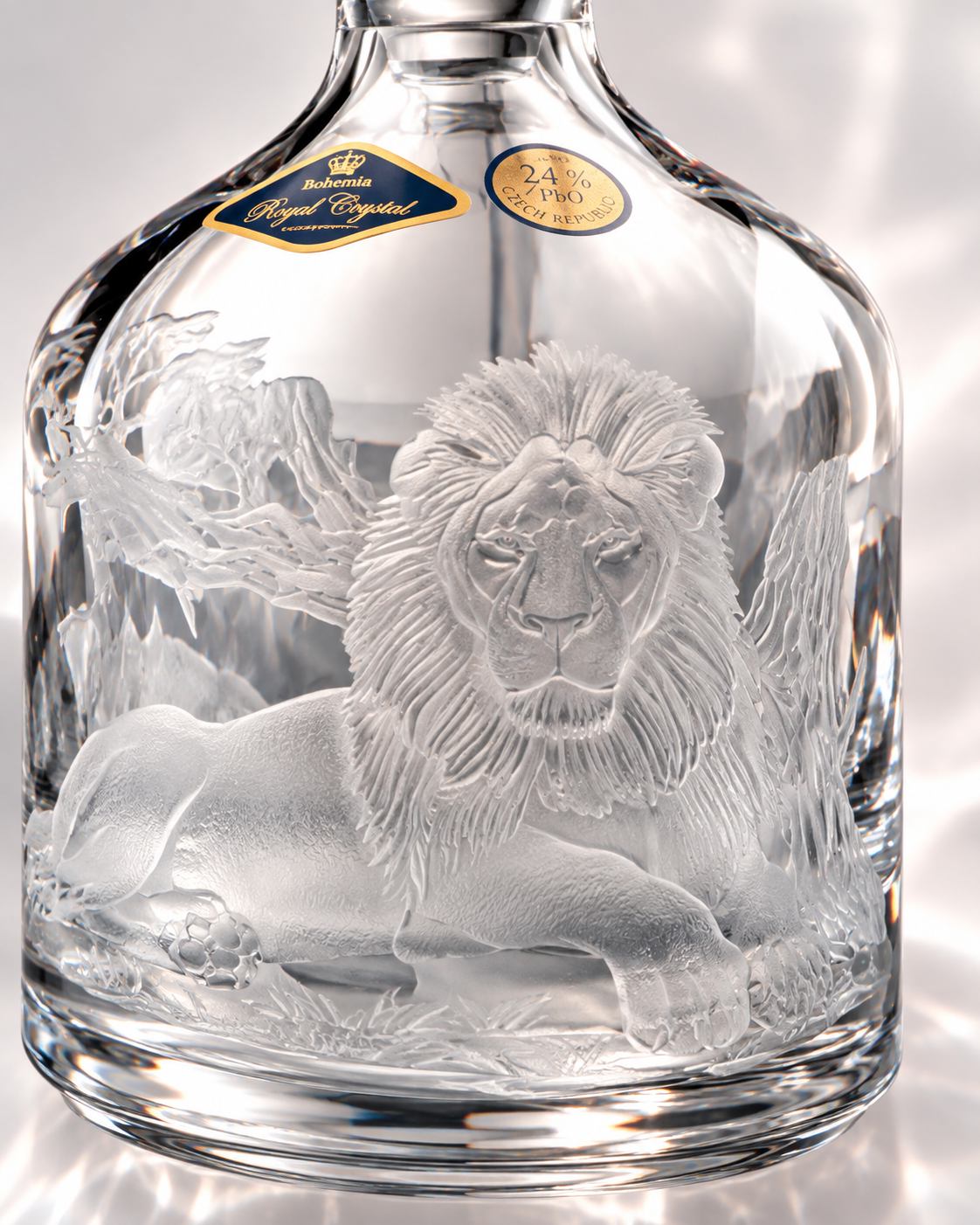 Grand Lion Perfume Decanter - Clear, Close-up