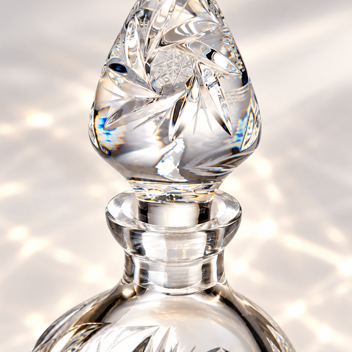 Atelier Pinwheel Perfume Flacon, Petite - Clear, Close-up