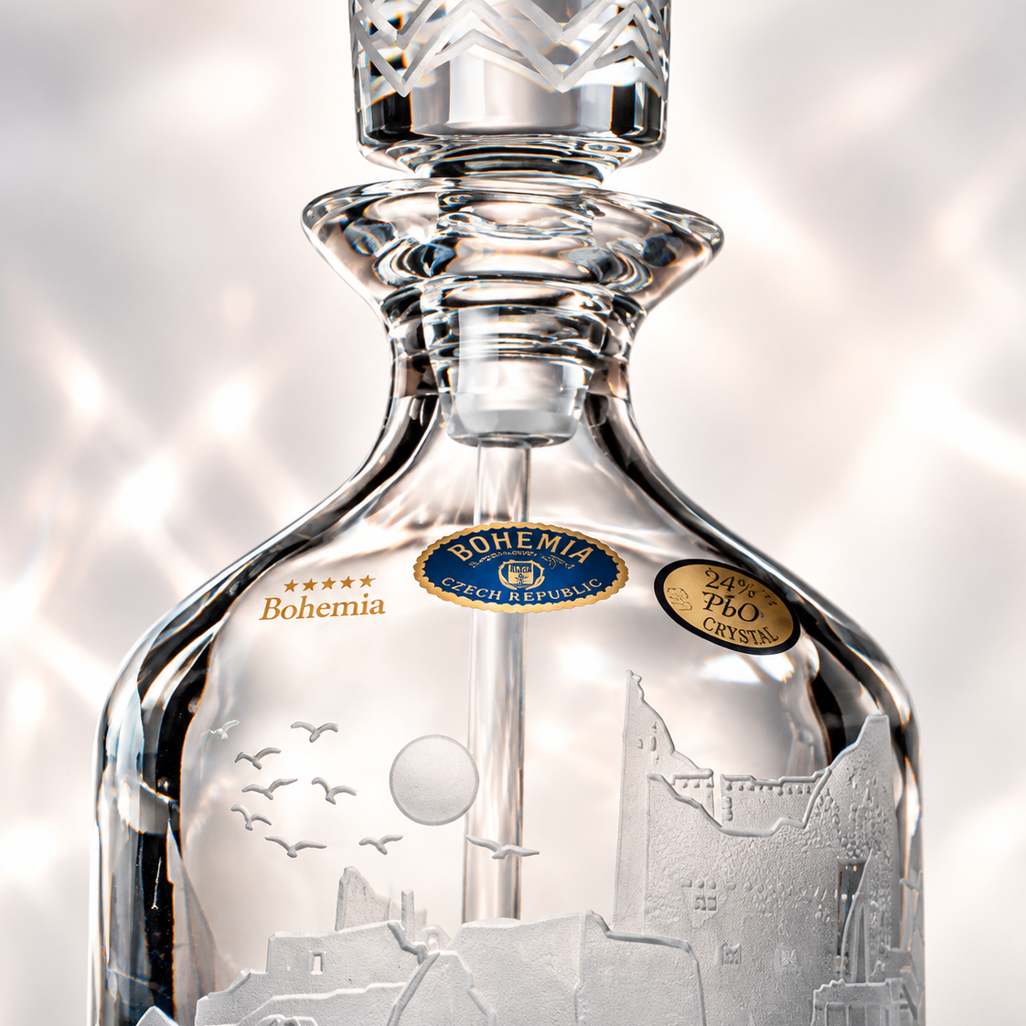 Grand Diriyah Perfume Decanter - Clear, Close-up