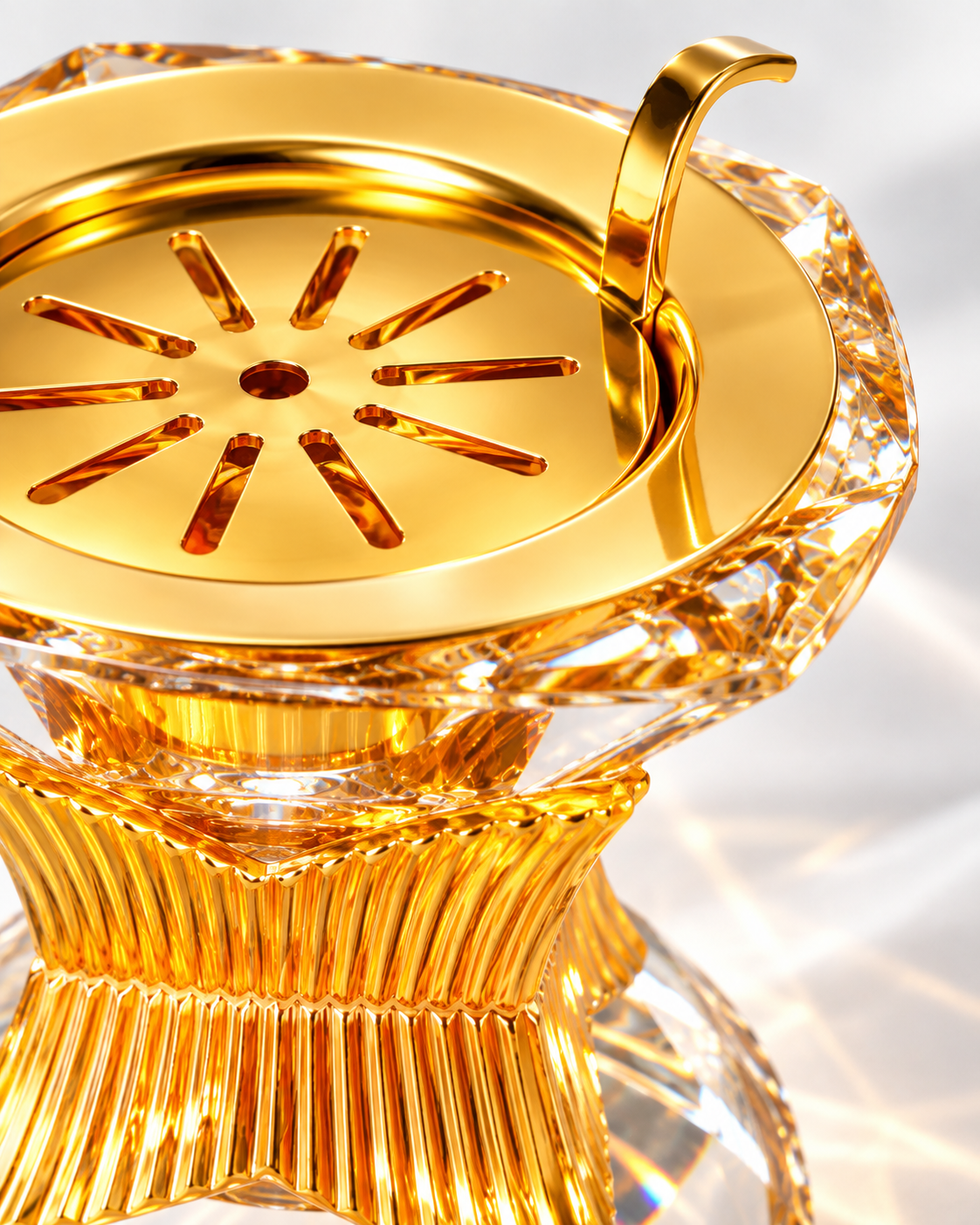 Ambre Soir Crystal Incense Burner, Close-up