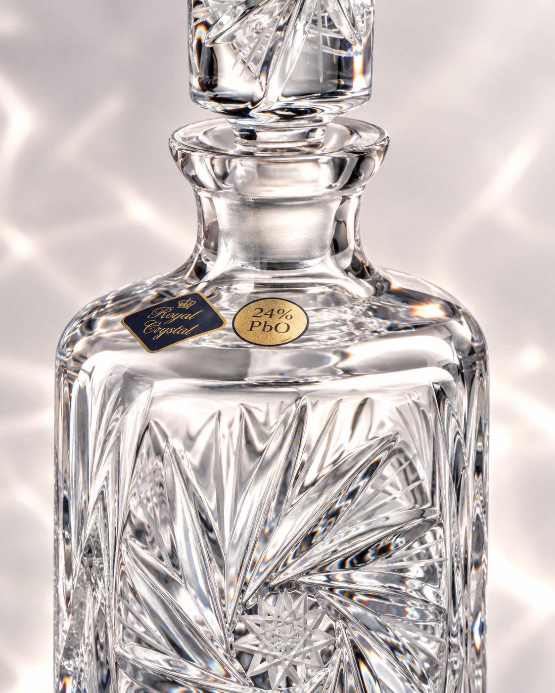 Royale Pinwheel Perfume Decanter, Medium - Clear, Close-up