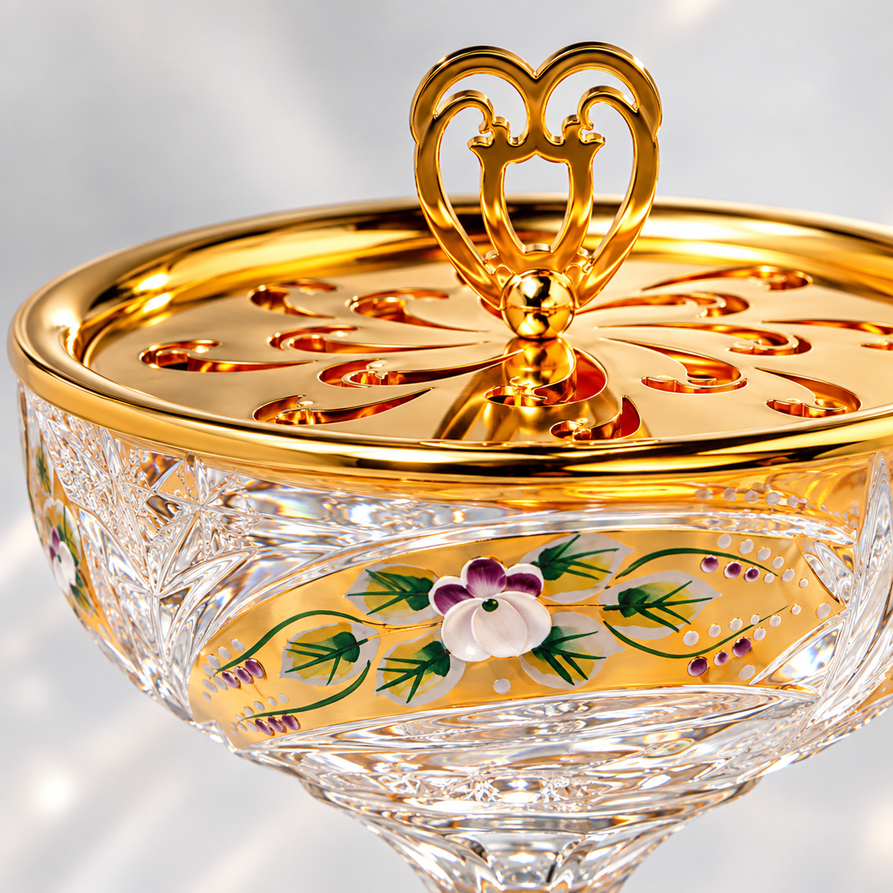 Florale Coeur Incense Burner Set, Close-up