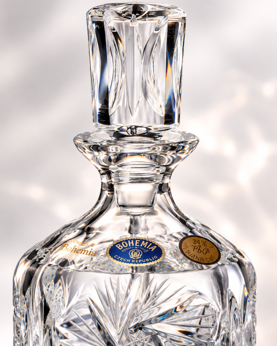 Grand Pinwheel Perfume Decanter - Clear, Close-up