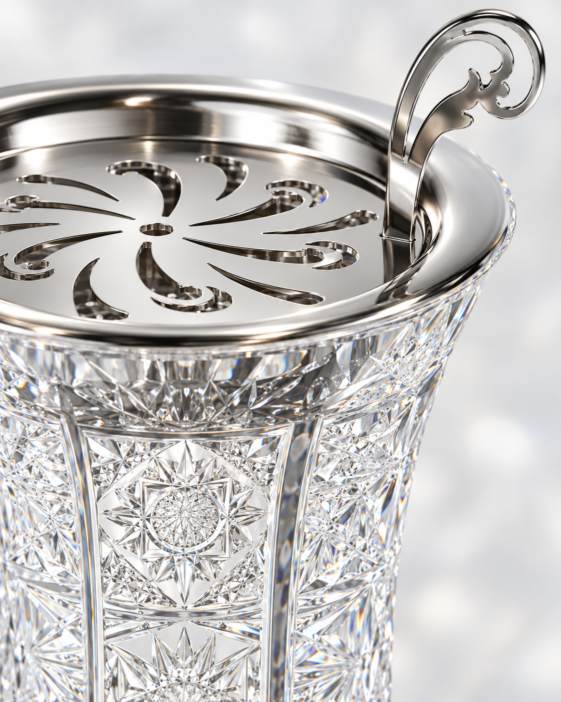 Cristal Argent Vase Incense Burner, Close-up