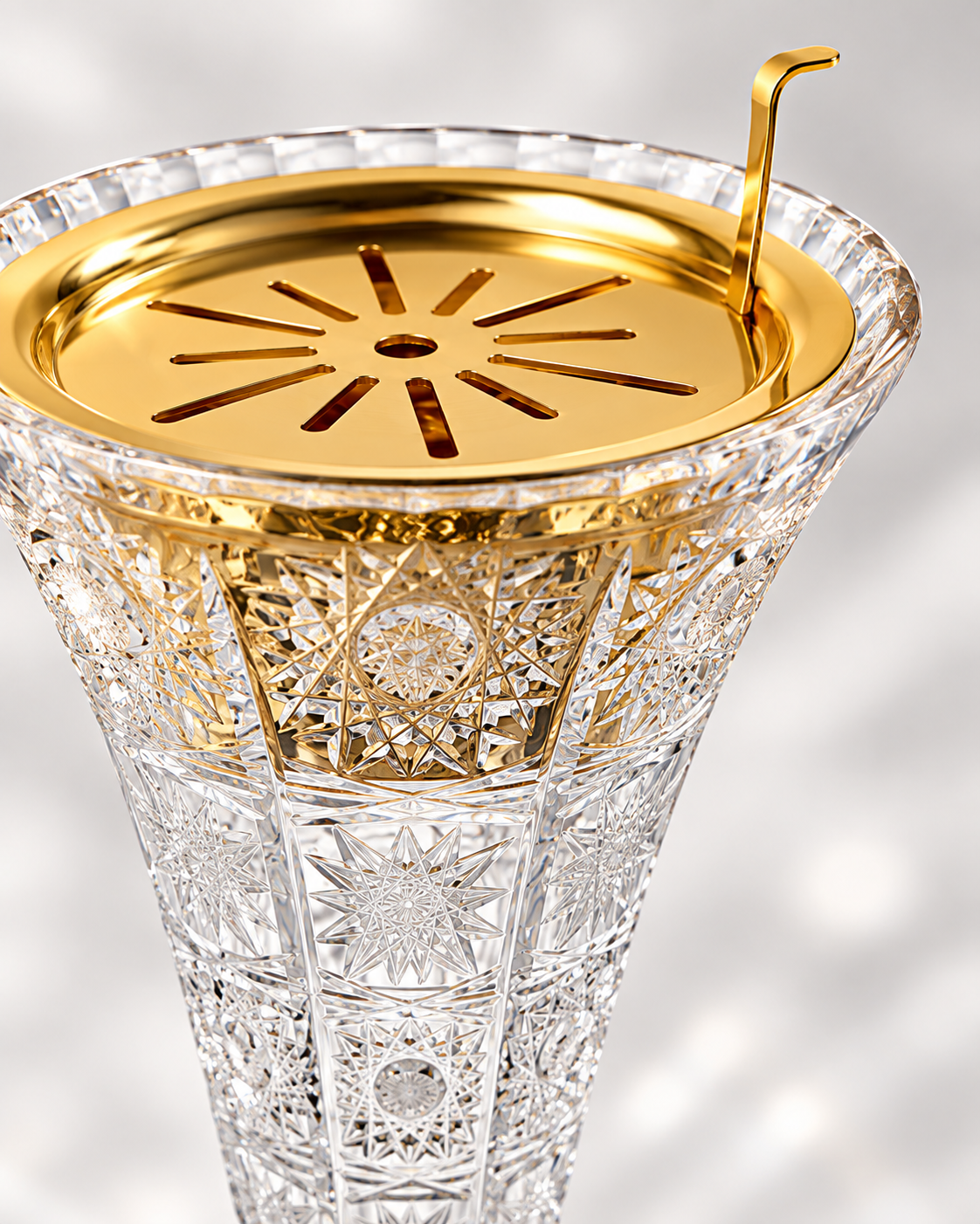 Grand Aurum Trumpet Crystal Incense Burner, Close-up