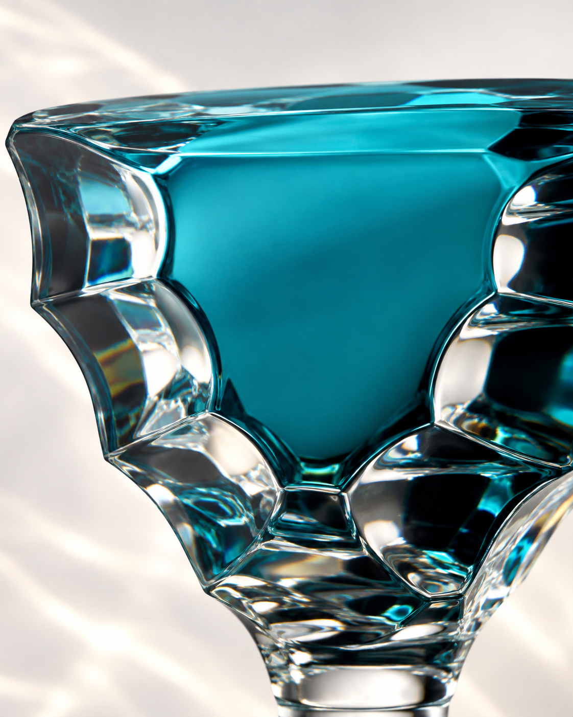 Glacier Perfume Flacon - Aquamarine, Close-up